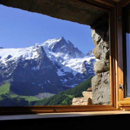 Appartement Studio avec terrasse amenagee et wifi a La Grave a 3 km des pistes Extérieur photo